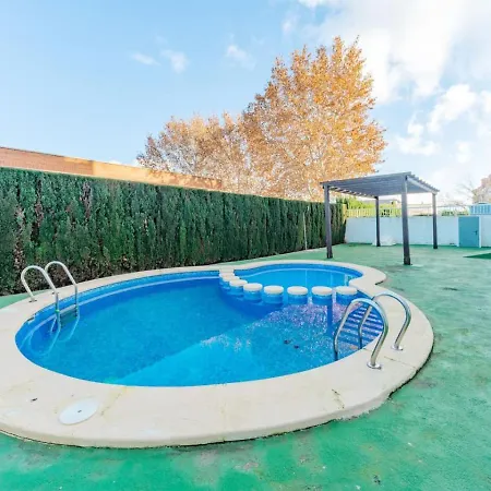 Vistas Despejadas A Pasos De La Playa, Piscina, 3bed Denia